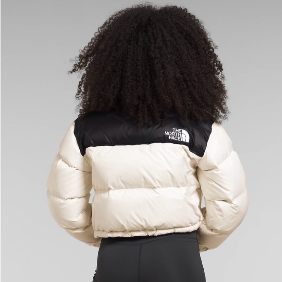 The North Face Nuptse Short Jacket - Picture 5 of 7